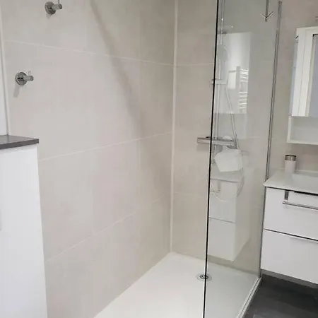 4 A 6 Personnes 公寓 杜埃拉方丹