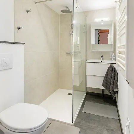 4 A 6 Personnes Appartement *