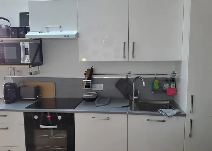 Апартаменты 4 A 6 Personnes *